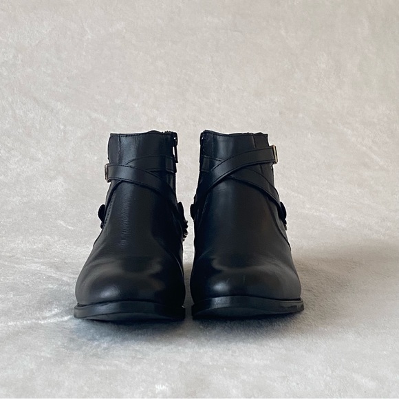 Steve Madden Ringo Ankle Booties Black with Gold Chain Detail Size 8.5M - Picture 5 of 16